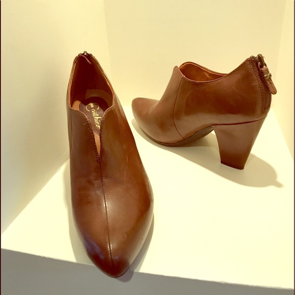 Earthies Shoes - EARTHIES Brown Leather ZIP Back Heels